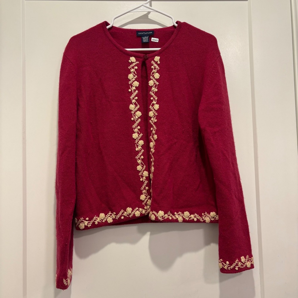 Ann Taylor Red Lambswool Angora Floral Embroidered Cardigan Sweater Large